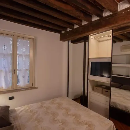 Apartment Carlo & Dany Piano Terra In Centro Con Giardino *