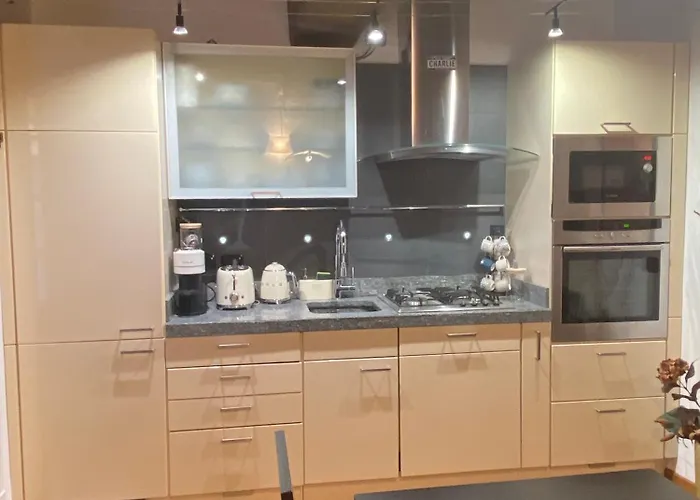 Apartment Carlo & Dany Piano Terra In Centro Con Giardino