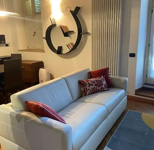 Apartment Carlo & Dany Piano Terra In Centro Con Giardino Parma