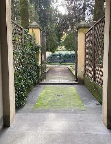 Carlo & Dany Piano Terra In Centro Con Giardino Apartment *